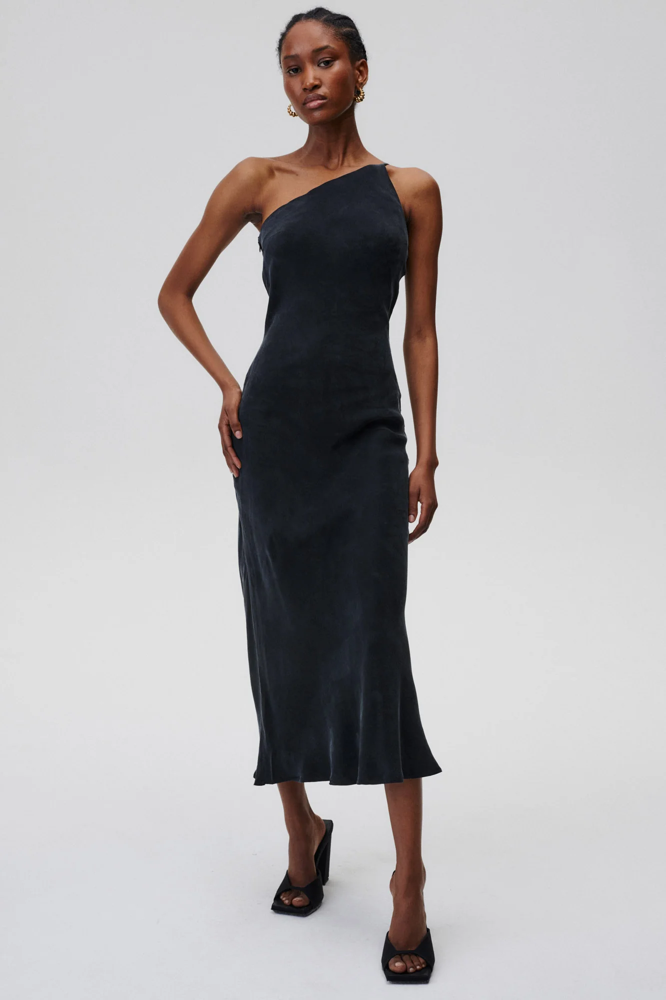 Under the Sun Dress Black - Image 5